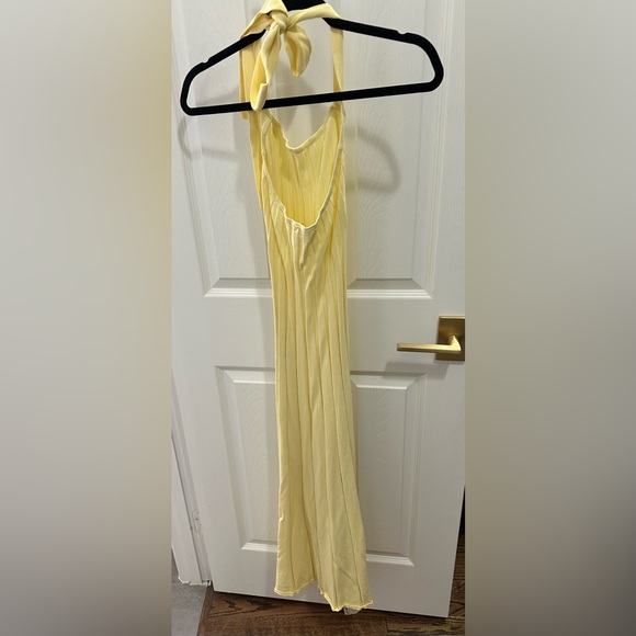 Meshki Jacqui Halter Knit Midi Dress - Lemon (S) - Picture 3 of 8